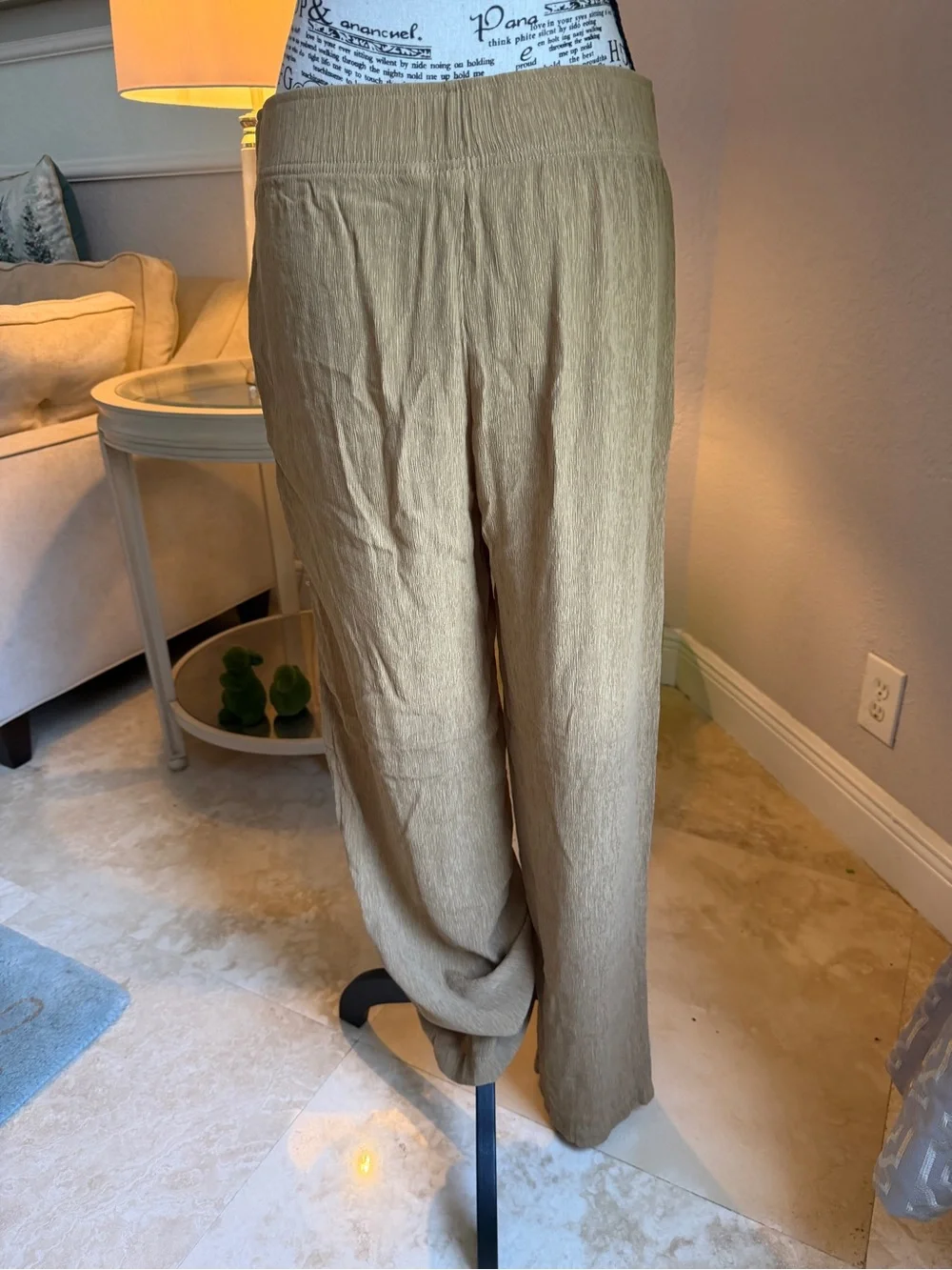 EUC | Sz Medium | Gap Crinkle Pull On Wide Leg Pants Tan Beige
